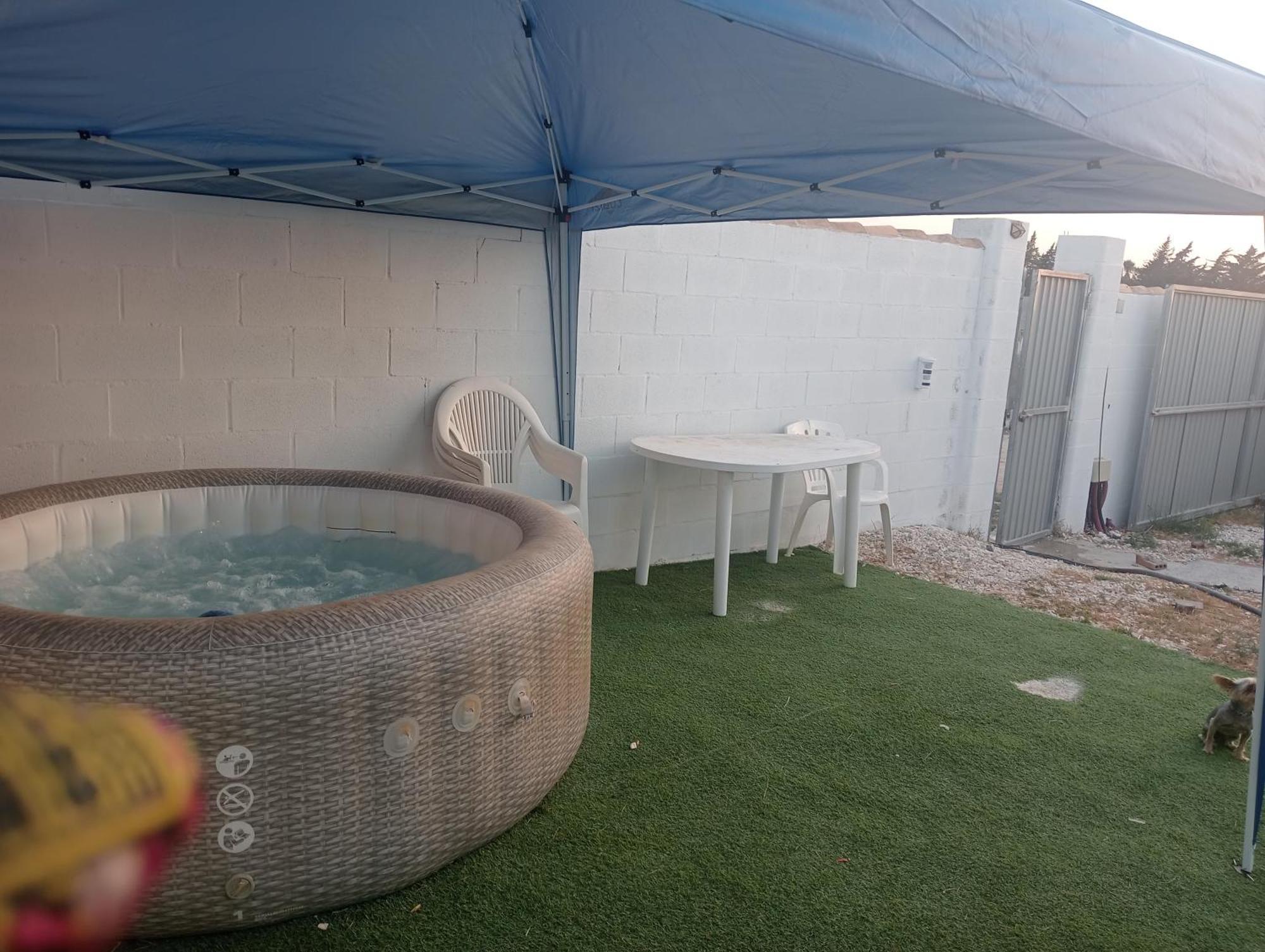 Casita Mh Acogedora Para 6 Con Jacuzzy Chiclana de la Frontera Kültér fotó
